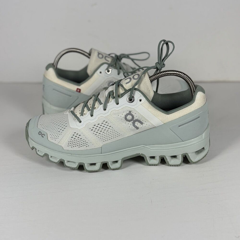 ON Cloudventure Women’s Size 6 Athletic Running Sneakers Shoes White Moss - Picture 2 of 9